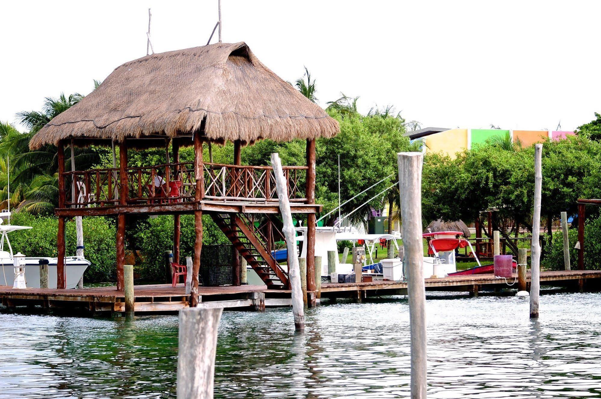 Marina Paraiso Isla Mujeres Hotel Eksteriør billede